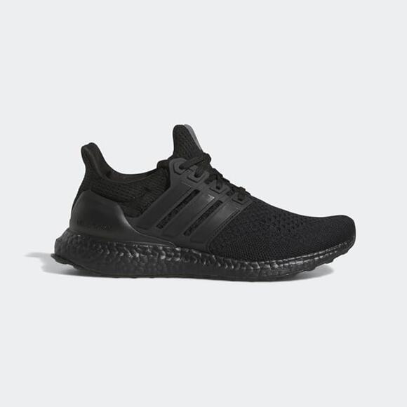 NWT adidas Women\'s Ultraboost 1.0 Sneaker, Black/Beam Pink, Size 7.5